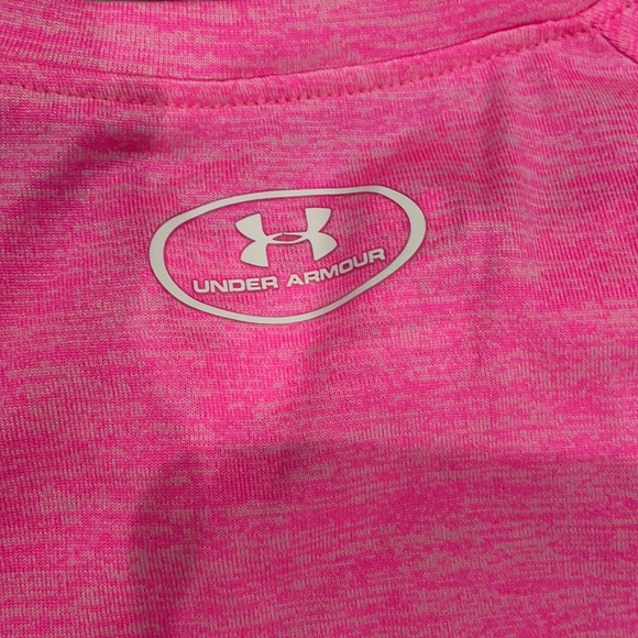 Under Armour Shirt - Picture 3 of 5
